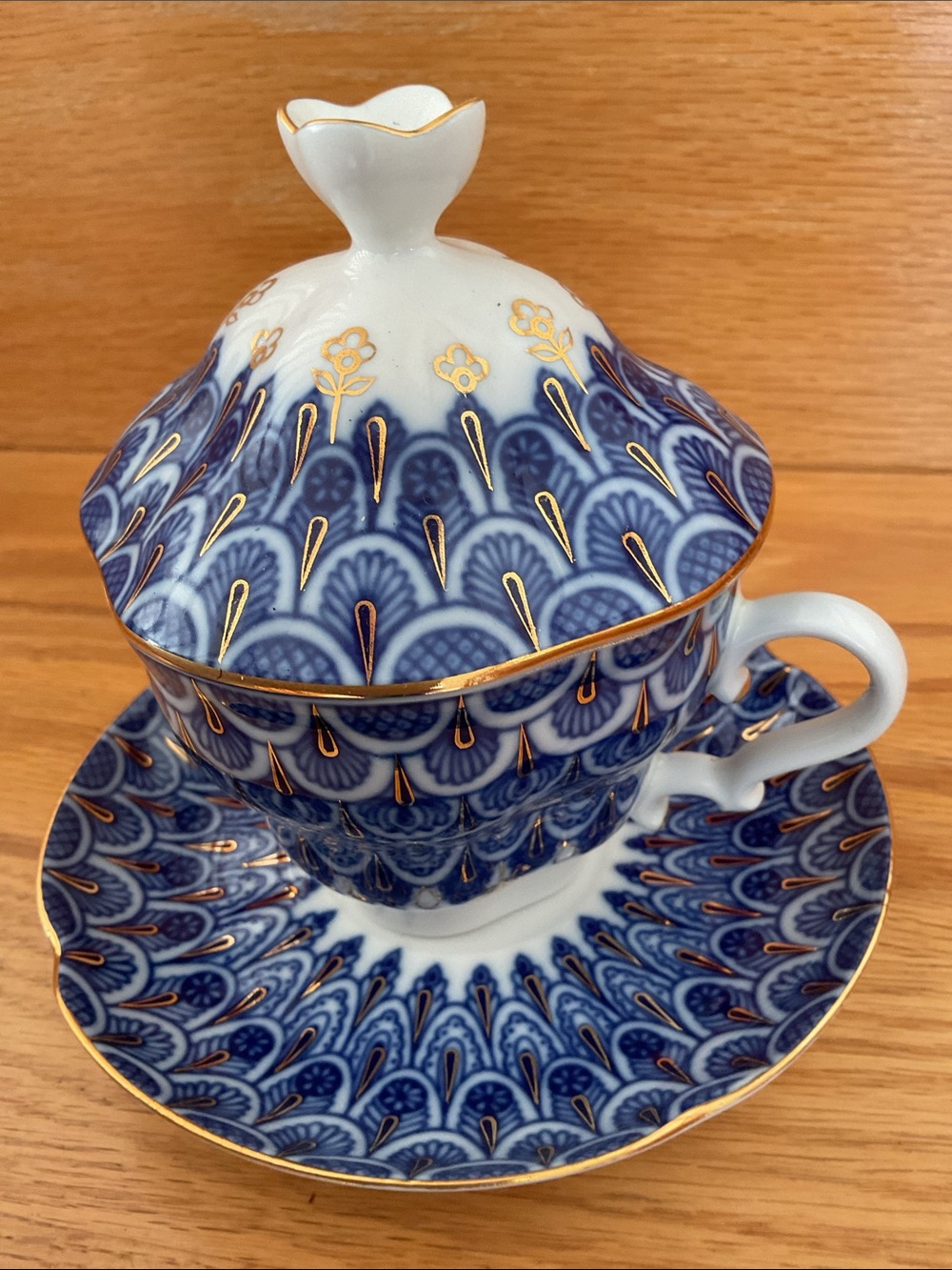 Blue and White Porcelain Tea Cup with Saucer and Lid